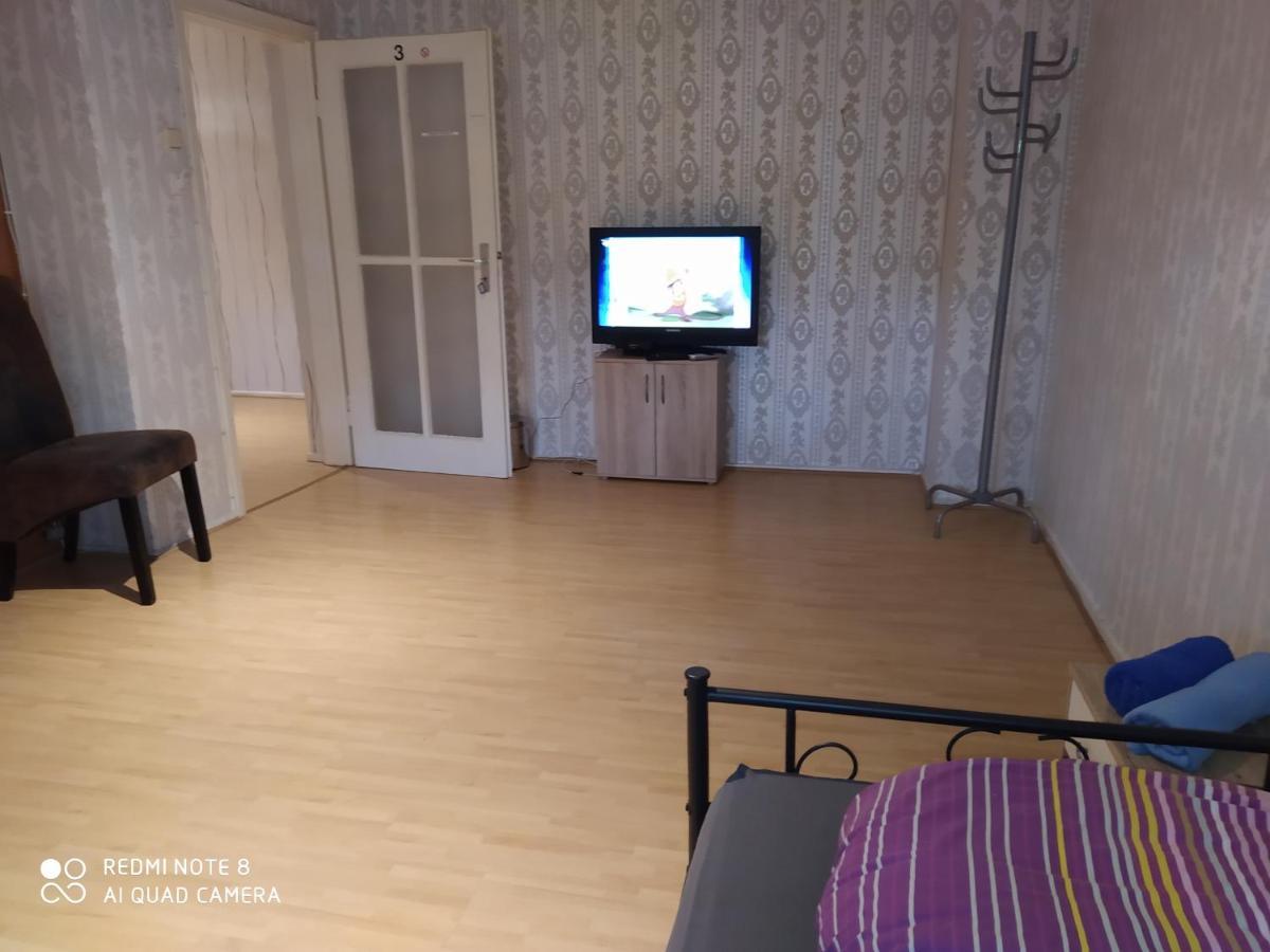Misha,S Hostel Duisburg Buitenkant foto